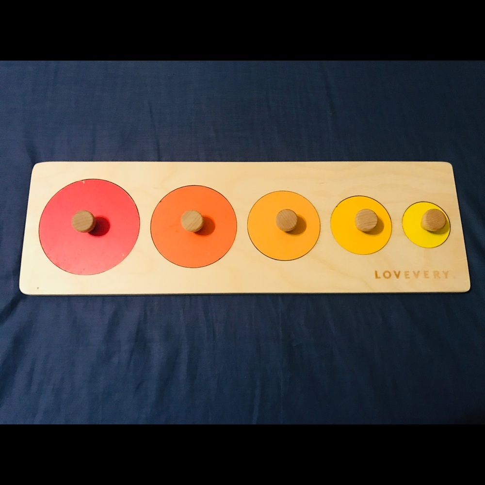 Lovevery Circle of Friends Puzzle